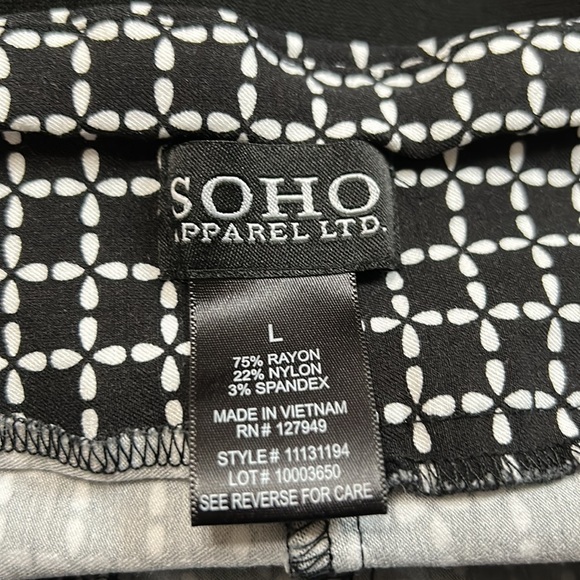 Soho Apparel Limited Black and White Leggings - Picture 3 of 4